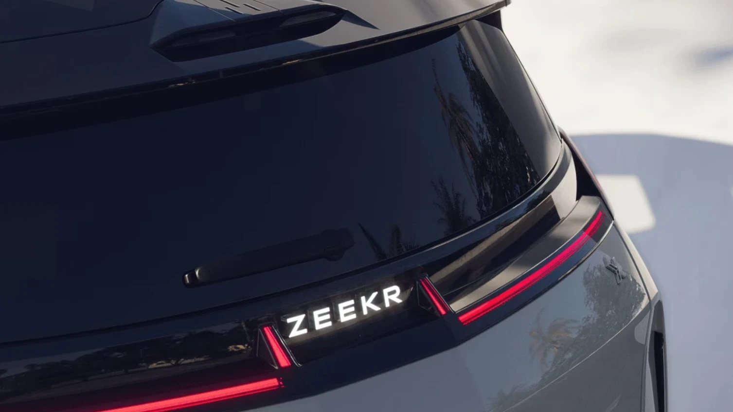Luces traseras modernas - Zeekr Movelit