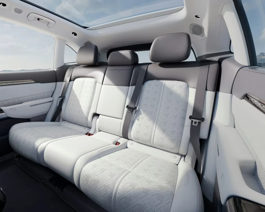 Interior Elegante con Acabados Suaves Envolventes - Zeekr Movelit